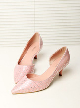 Fashion cutout shallow mouth pointed toe shoes thin heels low-heeled shoes medium hells shoes female wedding shoes bridesmaid