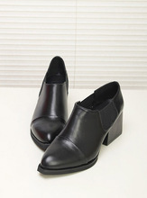 Black high-heeled shoes genuine leather shoes thick heel fashion street ol women’s shoes pointed toe shoes first layer of