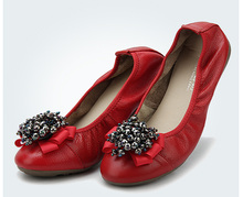 Genuine leather shoes beaded flower shoes gentlewomen flat heel flat rack car shoes comfortable casual shoes