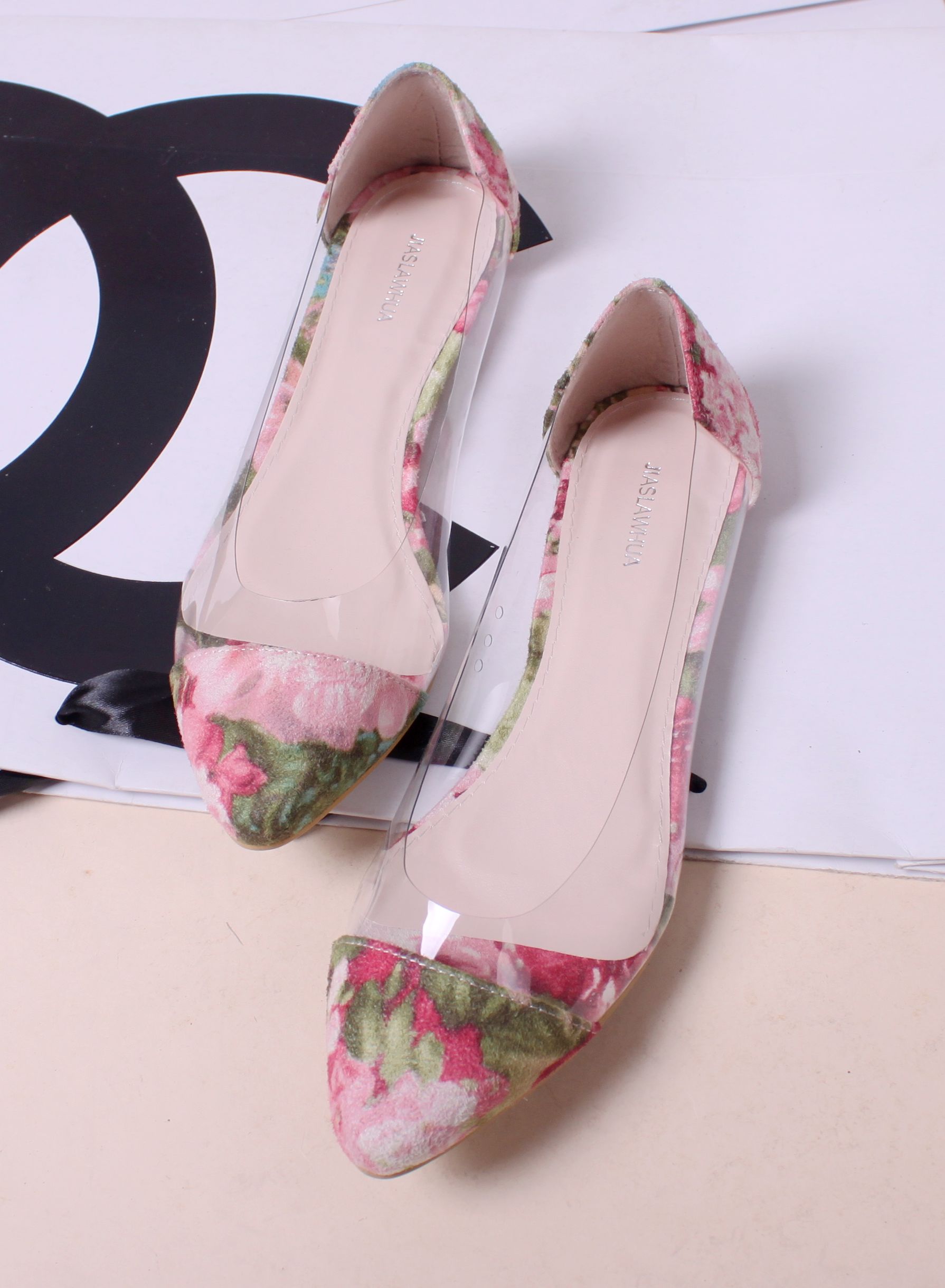 Fashion pointed toe transparent soft leather flower small fresh flat bottom shoes