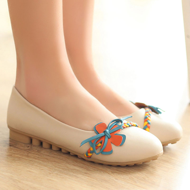 2014 spring and autumn new arrival female shoes flower flat low heeled shoes single gommini women