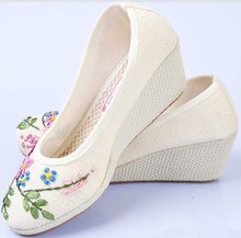 Cotton-made beijing shoes embroidered shoes fashion wedges platform cow muscle outsole national women’s trend shoes single shoes
