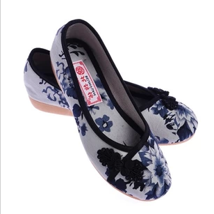 Cotton made beijing shoes women s shoes single shoes fashion plate buttons embroidered cow muscle shoes