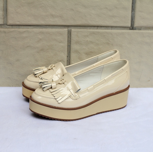 Comfortable tassel round toe wedges platform genuine leather cowhide female shoes women s single shoes casual