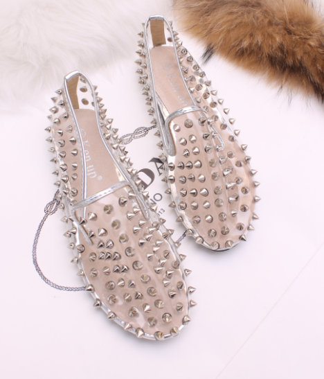 Fashion personality metal rivet flat sandals transparent plastic hedgehogs3 spikes female summer sandals shoes