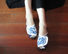 Cotton-made beijing shoes summer sandals slippers multi-layered sole sandals blue and white porcelain embroidered shoes 14