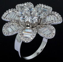 2014 New Woman Luxury Flower Shape wedding rings Top Grade Zirconia Crystal Nickel Free Plating Propose