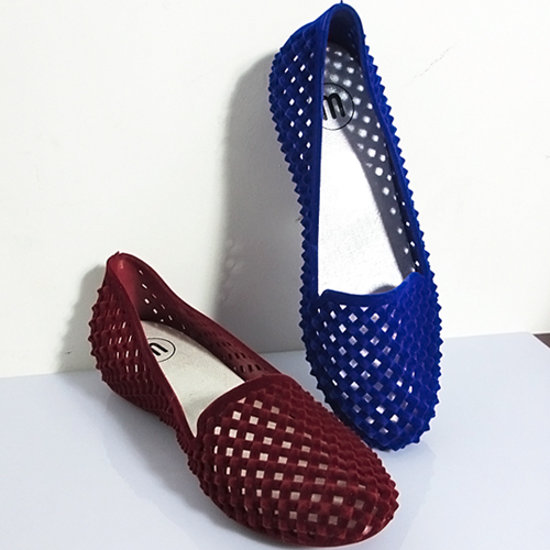Fashion fashion bird nest sandals female low heeled round toe cutout plastic shoes small hole shoes