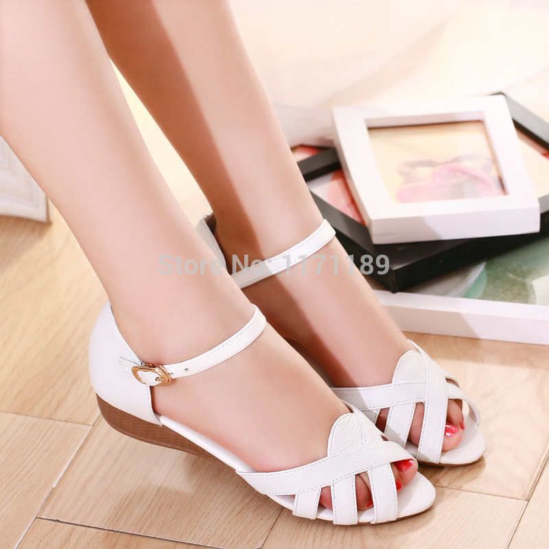 Women s Comfy Flat Sandals Low Heel Ankle Strap Mom s Oxfords Sandals Sexy Cut Out