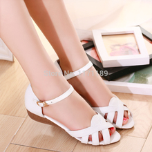 Women s Comfy Flat Sandals Low Heel Ankle Strap Mom s Oxfords Sandals Sexy Cut Out