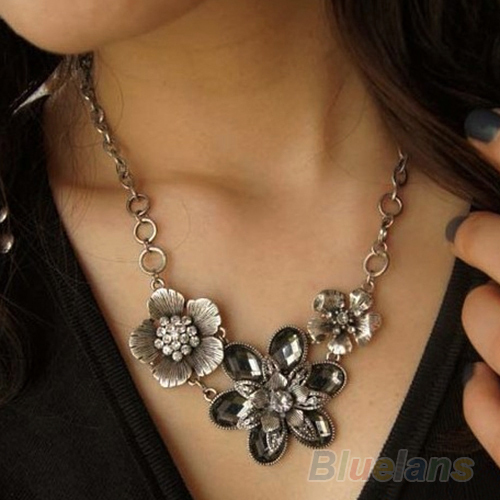 Hot Vintage Retro Rhinestone Crystal Petal Silver Flower statement Choker Necklaces pendants 09C6