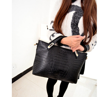 Free shiping 2014 new Korean handbag crocodile leisure women’s bag.