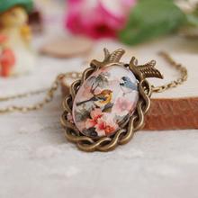 Vintage Jewelry Antique Bronze Oval Flower Bird Alloy Pendant Necklace Creative Gift