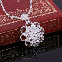 New Women silver jewelry Wholesale Free shipping 925 sterling silver necklaces White Flower Women pendant necklace
