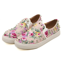 New 2014 casual loafers women flats rivets shoes sneakers pink size 35-39 7681
