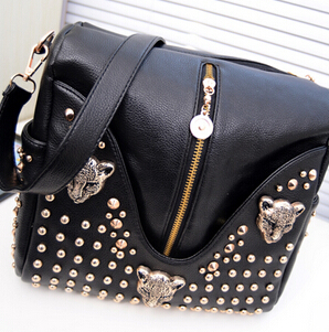 New Korean female leopard head rivets decorative zipper bag leisure Shoulder Messenger Bag