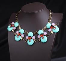 New 2014 Famous Design Top Flower Honey Bee KIWI Crystal Stacked Stone Droplet Statement Pendent Necklace