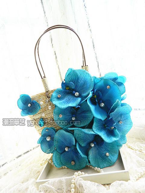 Korean version of the new female flowers summer vacation beach bag straw bag