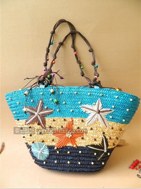 Bohemian ethnic style embroidery female starfish straw bag