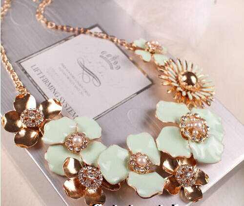 Luxurious elegant flower necklace enamel jewelry high fashion designer brands 2014 new women necklaces joias kolye