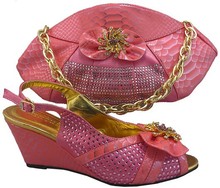 Free shipping! 2013 new design lady shoe and matching bag pink