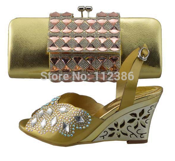 African ladies shoe and matching bag in Wedge heel fashion shoe and matching bag with free