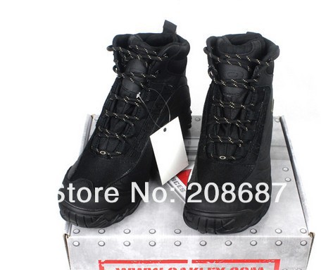 Genuine US Special Forces Men In Camouflage Desert Tactical Boots