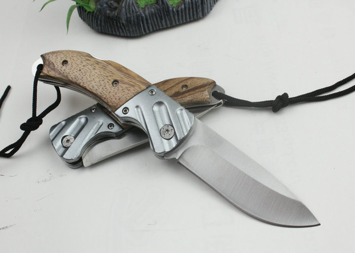Hot sale OEM BODA Folding Pocket Knife Hunting tool Camping knives 440c Steel Zebra Wood Handle