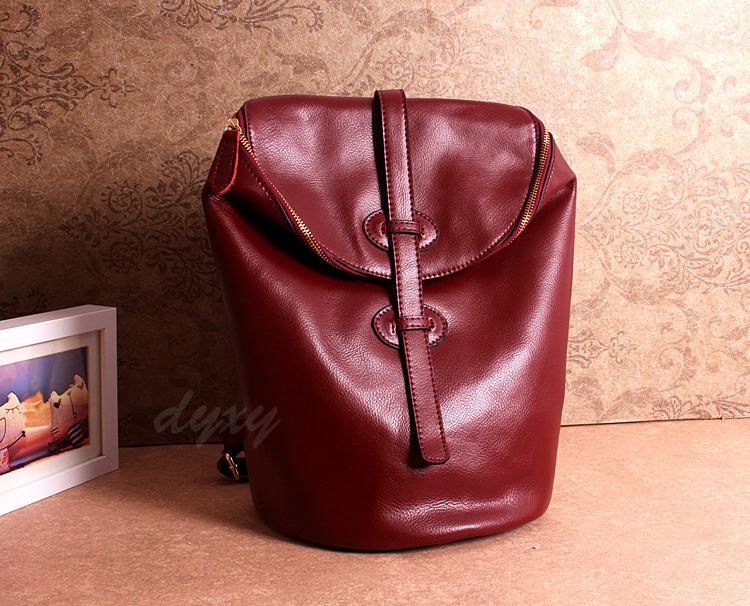 In the summer of 2014 the new leisure backpack leather bucket bag genuine leather bag women