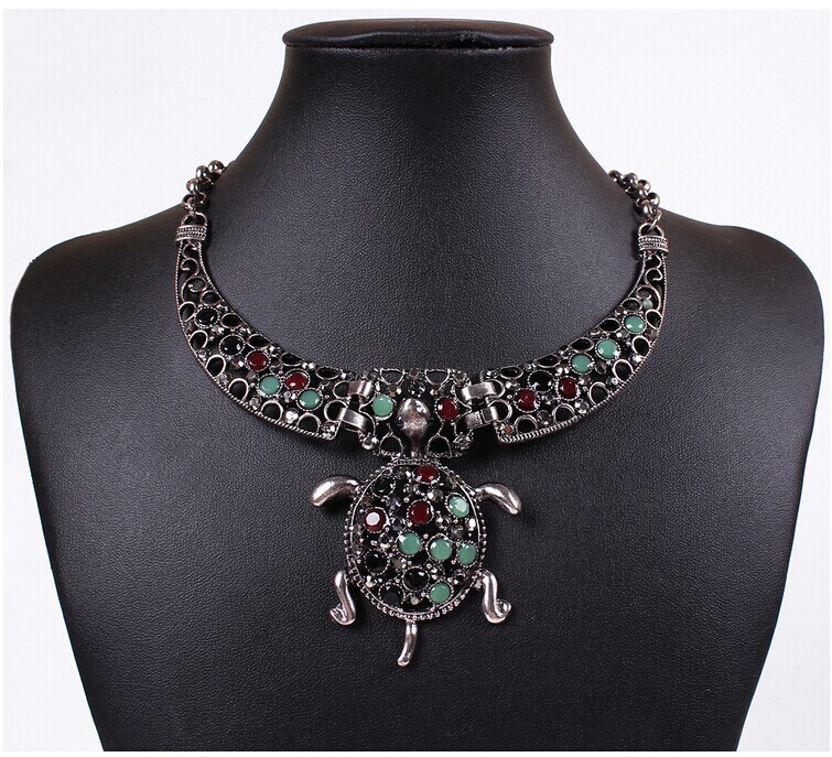 New Fashion Jewelry Joker lovely contracted Shan Zuan hollow out the turtle necklace pendants