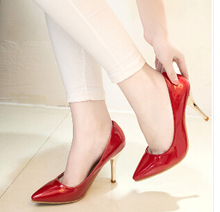 Hot Sales 2014 Brand new women’s fashion OL temperament patent leather cusp Marriage shoes high heel shoes Women’s Pumps 34-39