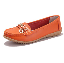 Hot sale metal decoration women flats new 2014 genuine leather shoes for woman casual sneakers soft