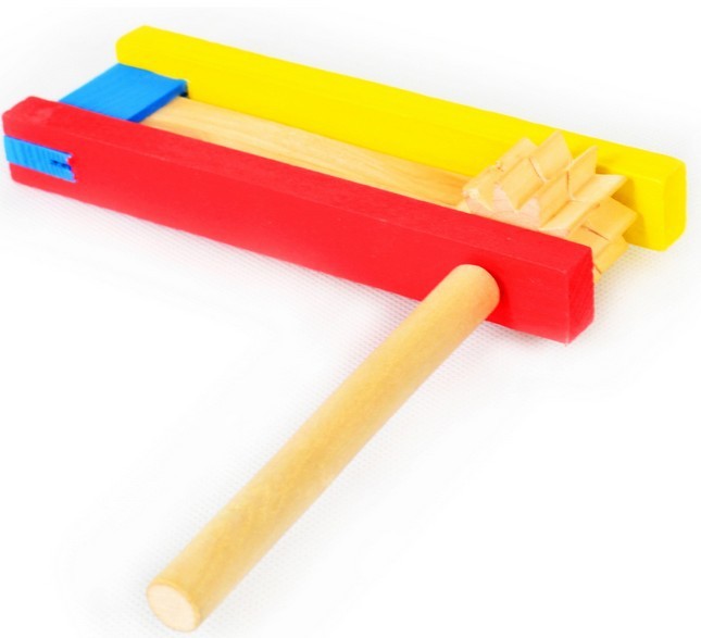 Wooden-Noisemaker-Clapper-Rattle-Handle-Spinning-baby-Kids-Classic-Toy.jpg