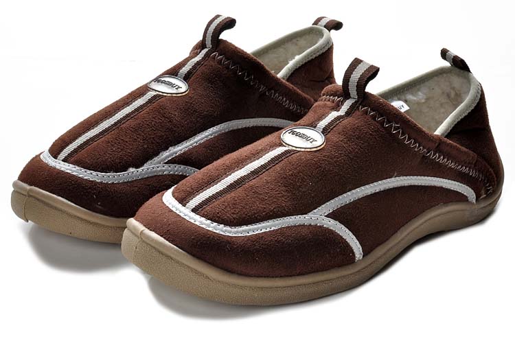 Foreign trade outdoor warm soft bottom step on the heel slippers for men and women couple
