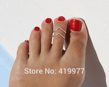 New 8Pcs/Lot Unique Pretty Chic V Shaped Toe Ring Foot Beach Barefoot Jewelry Gift Free Shipping
