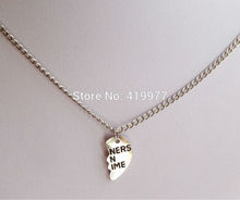 New Fashion Jewelry Half Heart Partners In Crime Letters Silver Necklace Wholesale Best Gift for Friends