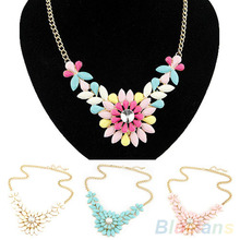 Women’s Multicolor Resin Flower Crystal Pendant Collar Necklace Costume Jewelry necklaces & pendants