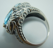 Fashion wind restoring ancient ways is the ancient silver classic decorative pattern The romantic marriage ring