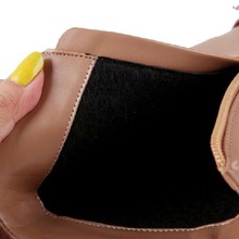The spring and autumn period and the new side zippers buckle thin high heeled waterproof Taiwan