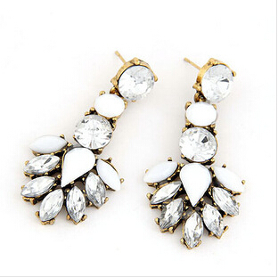 sTAY Jewerly Fashion jewelry Vintage Crystal Stud Earrings Retro Earring For Woman New 2014 Christmas Gift