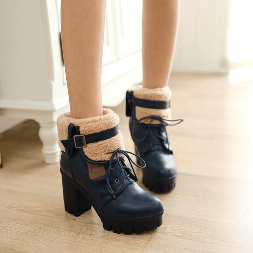 Motorcycle boots Round Toe Ankle Platform Lace Up Martin Boots for women winter punk fashion girl