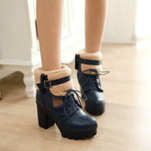 Motorcycle boots Round Toe Ankle Platform Lace-Up Martin Boots for women winter punk fashion girl boots