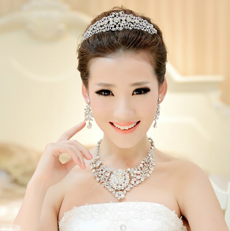 2014 Fashion Bride Wedding Necklace Deserve to Act The Role of Crown Marriage Gauze Tire Three
