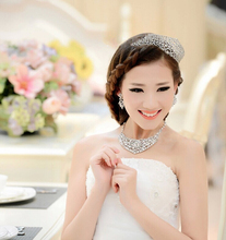 Korean Crystal Brides Act the Role ofing is Tasted Three Suits Necklace Earrings Crown Wedding Jewelry