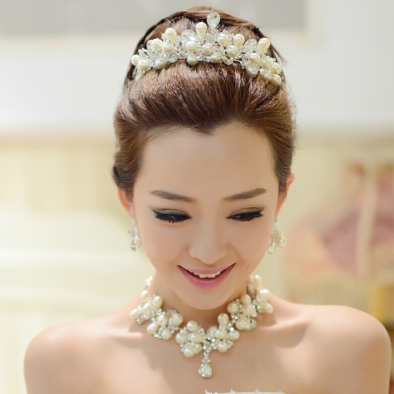 2014 Bridal Jewelry three piece Jewelry Pearl Bride Wedding Dress Accessories Crown Marriage Tire Chain Necklace