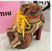 2014 new autumn Sunflower motorcycle boots with high heels Waterproof