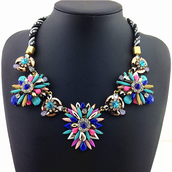 2015 New Fashion Jewelry Necklace For Women Rianbow Color Resin Stone flower Statement Necklace Charm Alex