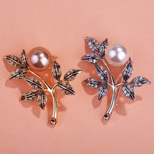 Stylish Noble Fashion Vintage Broches Pins Light Peach Topaz Rhinestone Trees Brooches For Womans Collar Broach