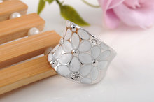 Super Deals Fashion design platinum flower rings for women Romantic austrian crystal big ring anel feminino