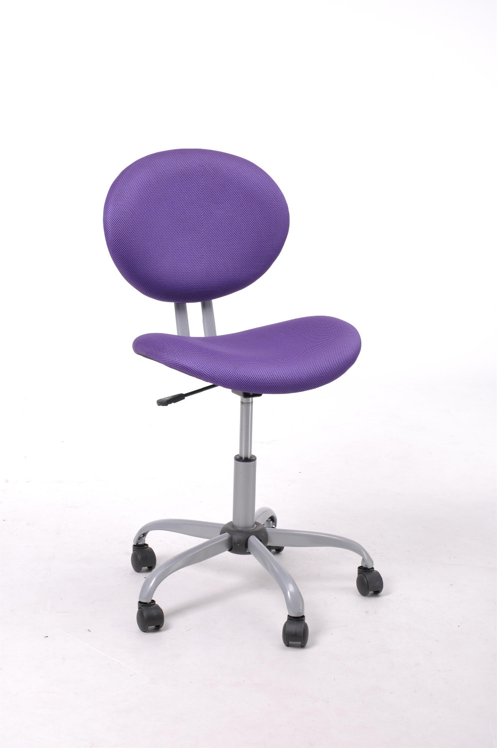 Фиолетовый стул на колёсиках